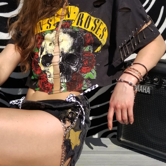 Custom graphic tee - Picture 8 of 10